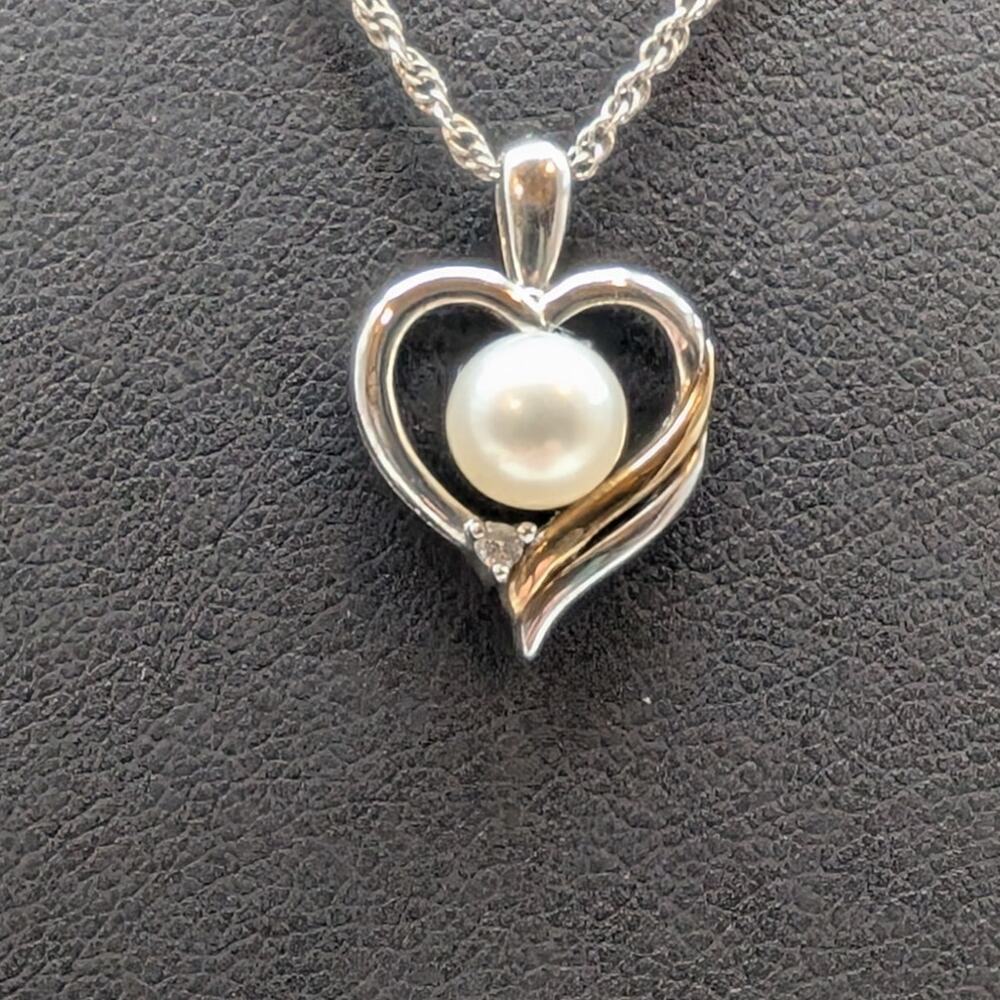 Alwand Vahan 14K Gold 925 Sterling Diamond Pearl Heart Pendant Necklace - Picture 5 of 9